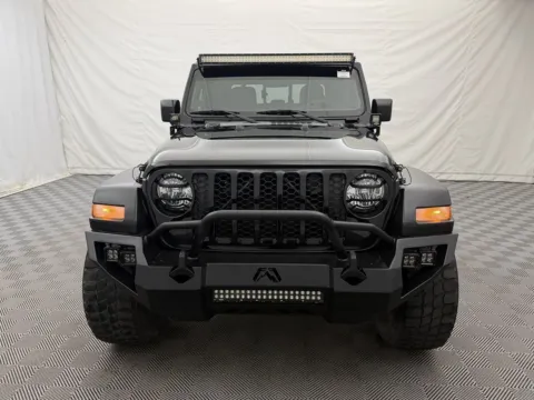 Another view of 2020 Jeep Gladiator Sport S for sale in Arlington Heights, IL at Autos of Chicago