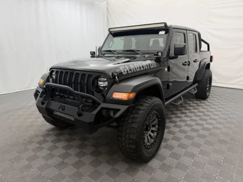 Photos of 2020 Jeep Gladiator Sport S for sale in Arlington Heights, IL at Autos of Chicago