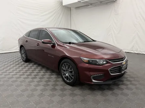 More photos of 2016 Chevrolet Malibu LT at Autos of Chicago, IL