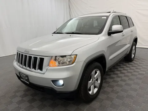 Photos of 2012 Jeep Grand Cherokee Laredo for sale in Arlington Heights, IL at Autos of Chicago