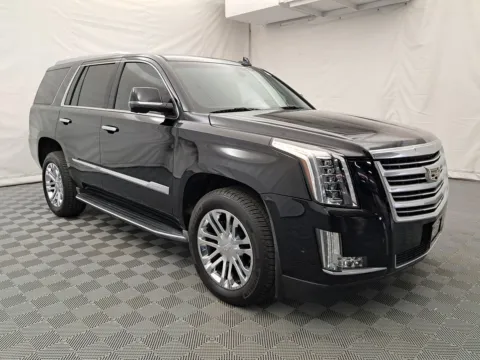 Another view of 2016 Cadillac Escalade Standard for sale in Arlington Heights, IL at Autos of Chicago