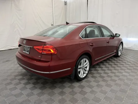 More photos of 2016 Volkswagen Passat 1.8T SEL at Autos of Chicago, IL