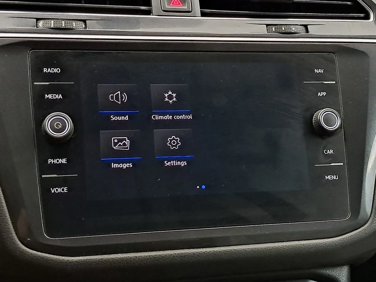 2018 Volkswagen Tiguan SEL - Photo 17