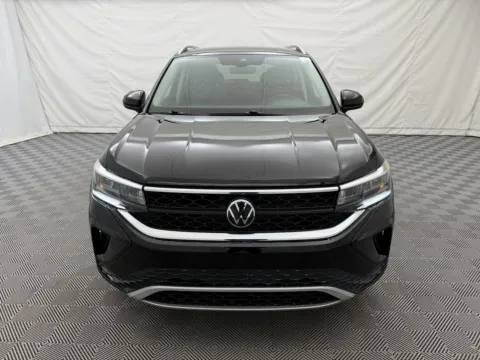 Another view of 2024 Volkswagen Taos SE for sale in Arlington Heights, IL at Autos of Chicago