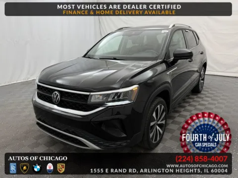 Black 2024 Volkswagen Taos SE for sale in Arlington Heights, IL