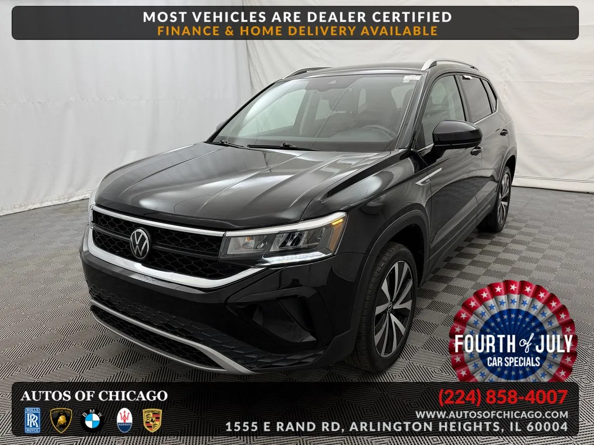 Black 2024 Volkswagen Taos SE for sale in Arlington Heights, IL