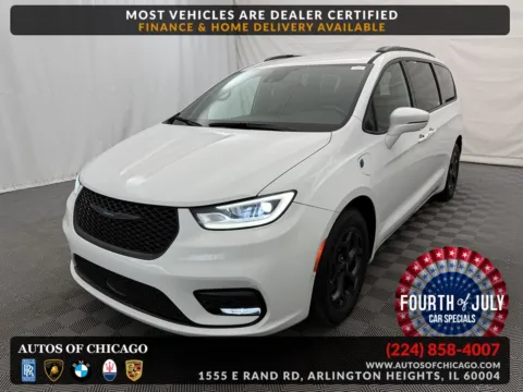 White 2021 Chrysler Pacifica Hybrid Limited for sale in Arlington Heights, IL