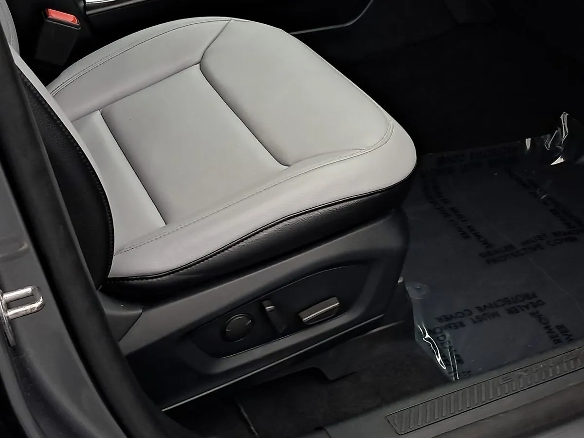 2021 Ford Explorer XLT - Photo 24