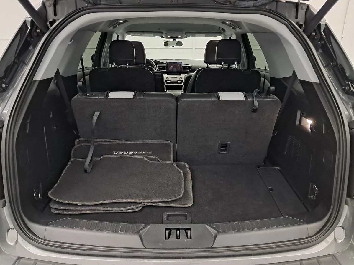 2021 Ford Explorer XLT - Photo 25