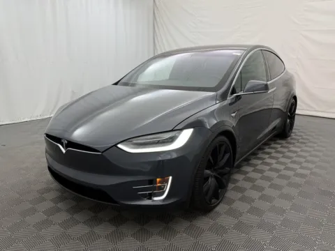 Photos of 2019 Tesla Model X Standard Range for sale in Arlington Heights, IL at Autos of Chicago