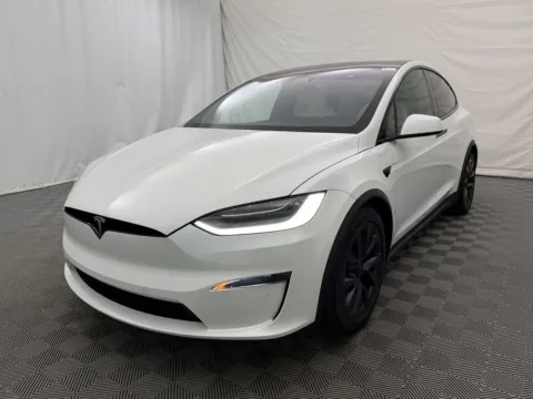 Photos of 2022 Tesla Model X for sale in Arlington Heights, IL at Autos of Chicago