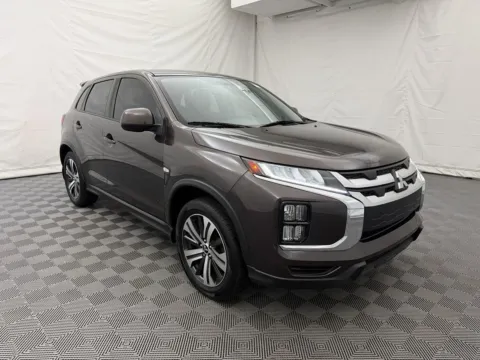 More photos of 2020 Mitsubishi Outlander Sport SE 2.0 at Autos of Chicago, IL