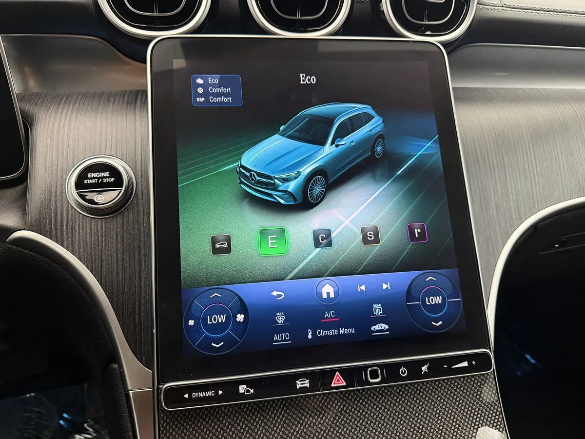 2024 Mercedes-Benz GLC GLC 300 - Photo 34