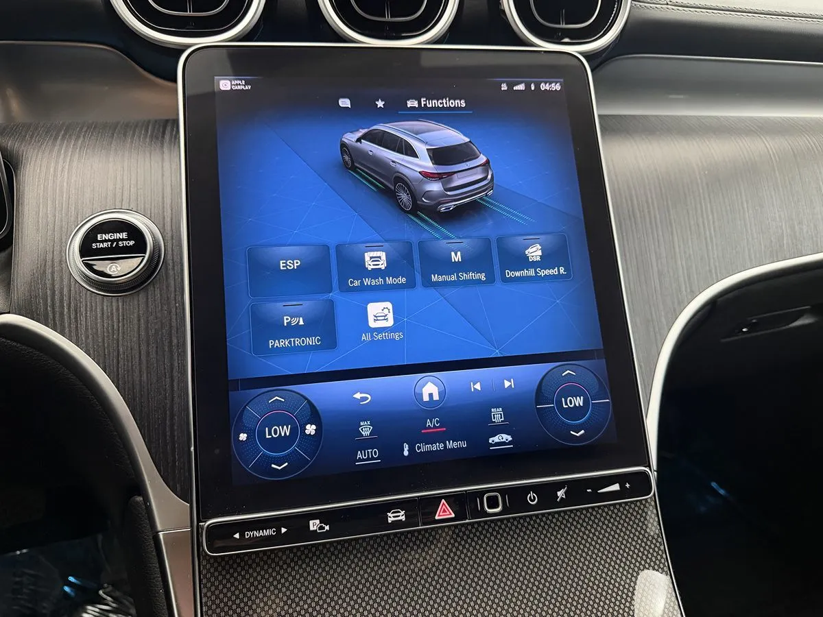 2024 Mercedes-Benz GLC GLC 300 - Photo 38