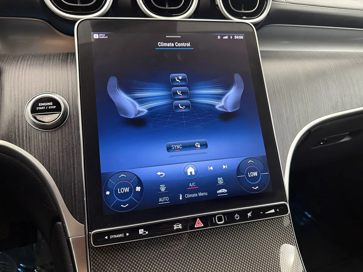 2024 Mercedes-Benz GLC GLC 300 - Photo 32
