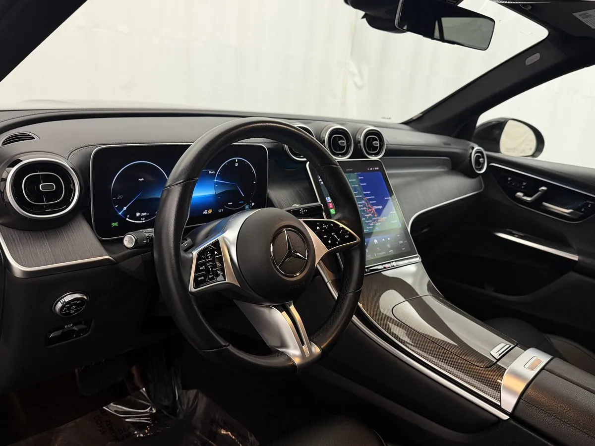 2024 Mercedes-Benz GLC GLC 300 - Photo 8