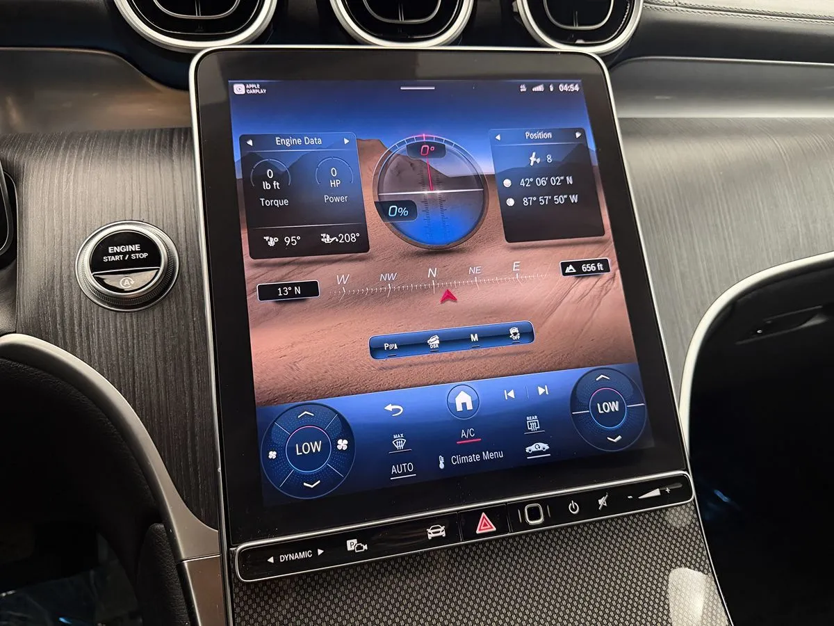 2024 Mercedes-Benz GLC GLC 300 - Photo 40