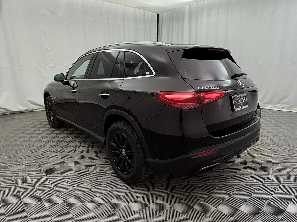 2024 Mercedes-Benz GLC GLC 300 - Photo 7