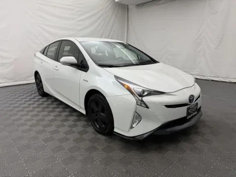 More photos of 2018 Toyota Prius Three Touring at Autos of Chicago, IL