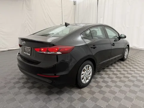 More photos of 2017 Hyundai Elantra SE at Autos of Chicago, IL