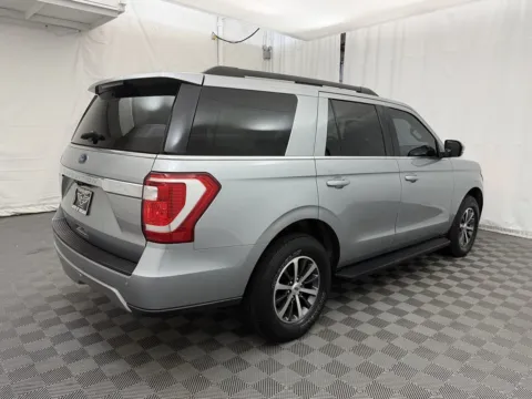 More photos of 2020 Ford Expedition XLT at Autos of Chicago, IL