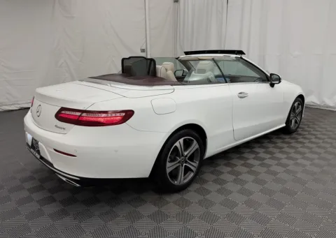 More photos of 2018 Mercedes-Benz E-Class E 400 at Autos of Chicago, IL
