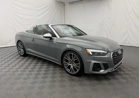 More photos of 2022 Audi S5 Cabriolet Prestige at Autos of Chicago, IL