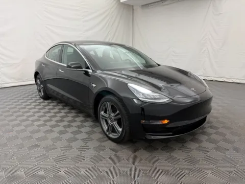 More photos of 2019 Tesla Model 3 Long Range at Autos of Chicago, IL