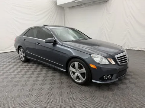 More photos of 2010 Mercedes-Benz E-Class at Autos of Chicago, IL