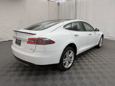 More photos of 2013 Tesla Model S Performance at Autos of Chicago, IL