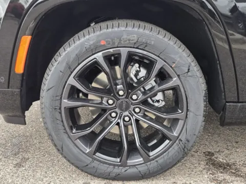 More photos of 2026 Jeep Grand Wagoneer Summit Obsidian at Fowler Jeep of Boulder, CO