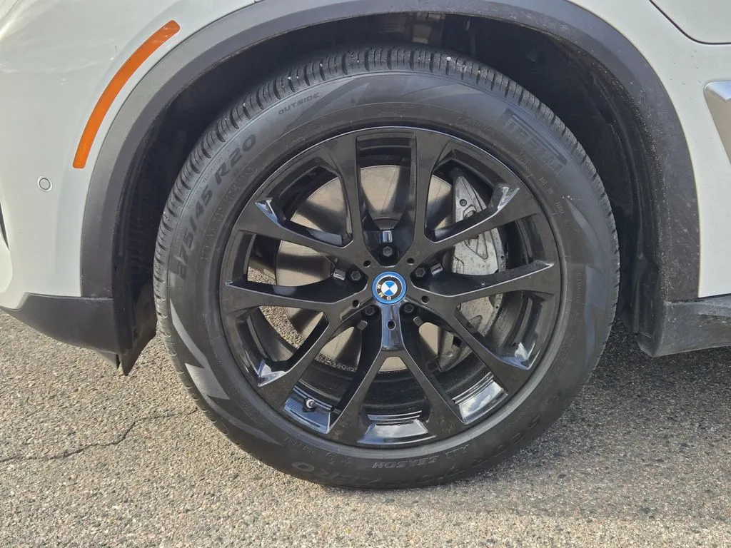 2025 BMW X5 50e - Photo 10
