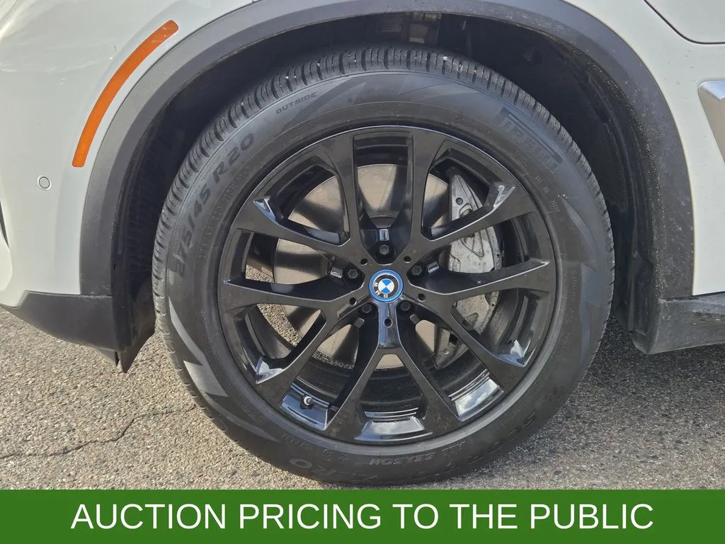2025 BMW X5 50e - Photo 10
