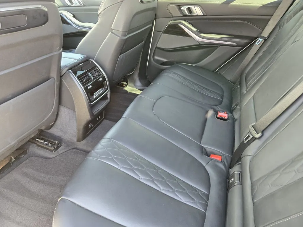 2025 BMW X5 50e - Photo 26
