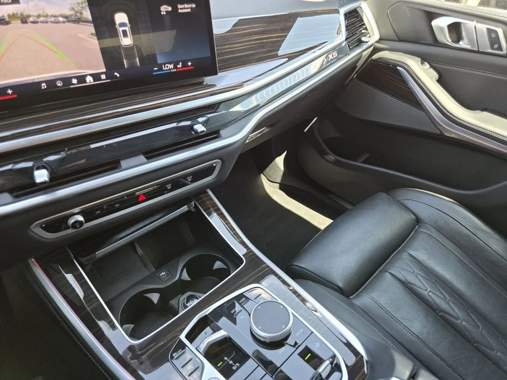 2025 BMW X5 50e - Photo 21