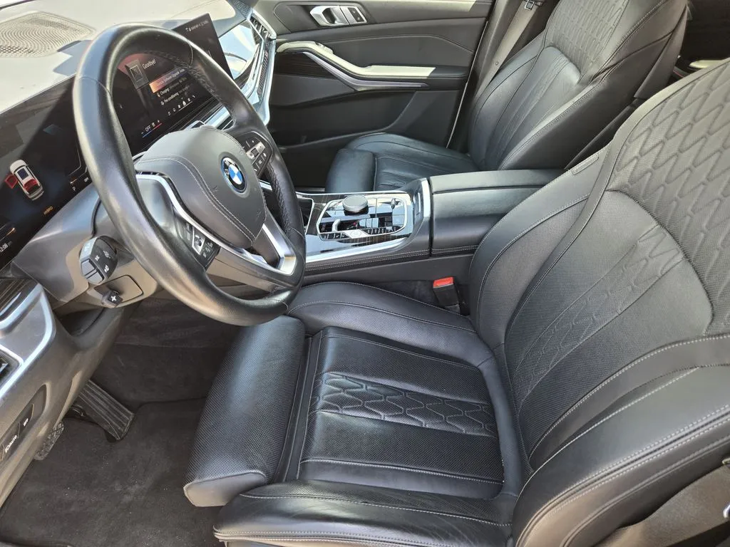 2025 BMW X5 50e - Photo 13