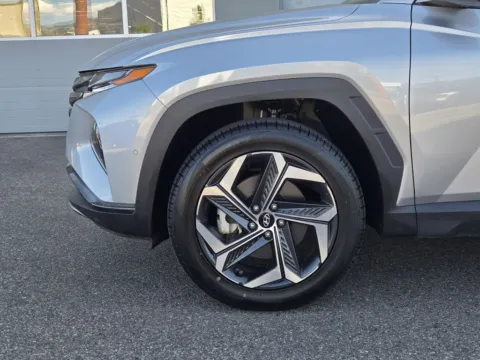 More photos of 2024 Hyundai Tucson Plug-In Hybrid Limited at Fowler Jeep of Boulder, CO