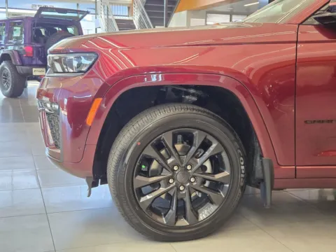 More photos of 2026 Jeep Grand Cherokee Limited at Fowler Jeep of Boulder, CO
