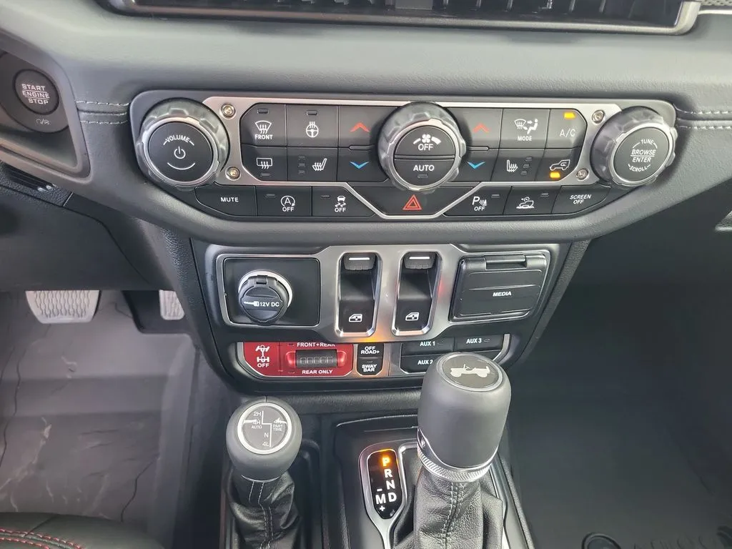 2026 Jeep Wrangler 2-Door Rubicon X - Photo 14
