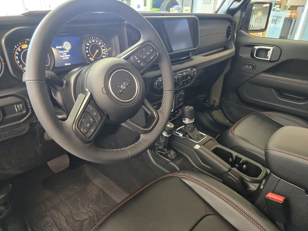 2025 Jeep Wrangler 2-Door Rubicon X - Photo 19