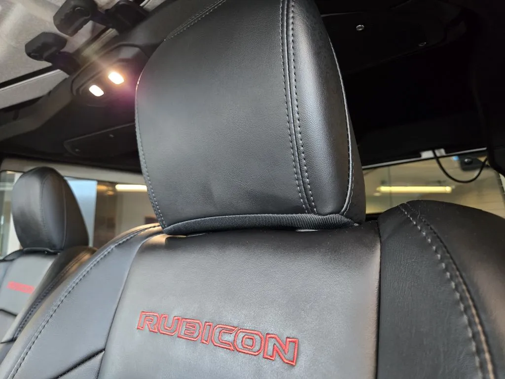2025 Jeep Wrangler 2-Door Rubicon X - Photo 11