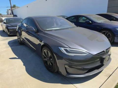 More photos of 2022 Tesla Model S at Fowler Jeep of Boulder, CO