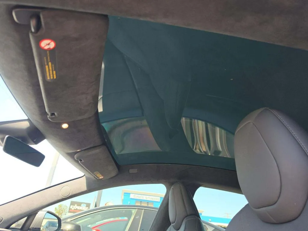 2022 Tesla Model S Base - Photo 7