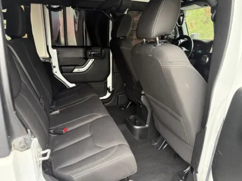 More photos of 2017 Jeep Wrangler Unlimited Rubicon at Fowler Jeep of Boulder, CO