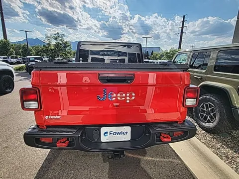 More photos of 2022 Jeep Gladiator Rubicon at Fowler Jeep of Boulder, CO