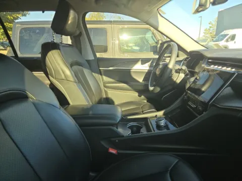 More photos of 2024 Jeep Grand Cherokee Limited at Fowler Jeep of Boulder, CO