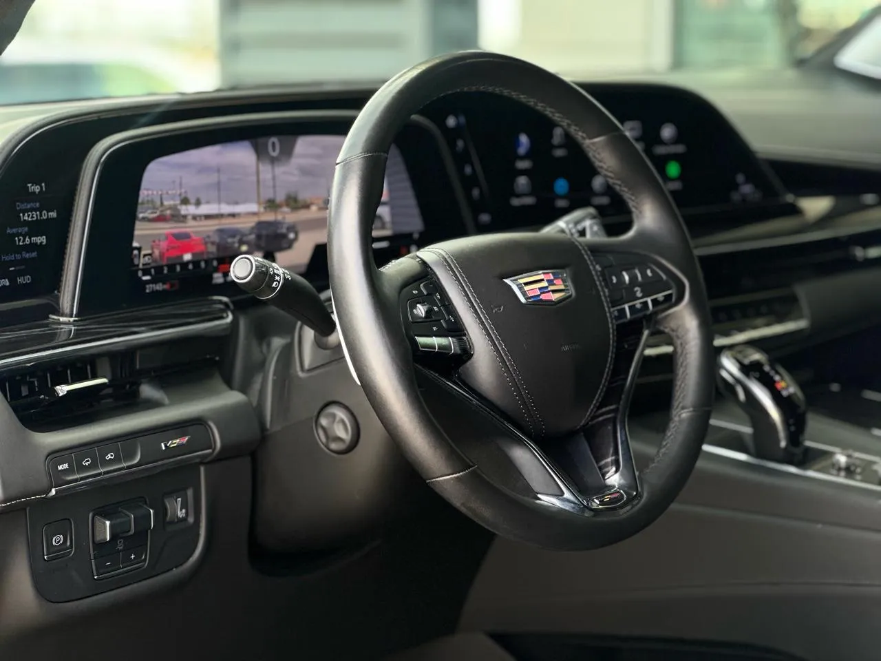 Cadillac Escalade photo 10