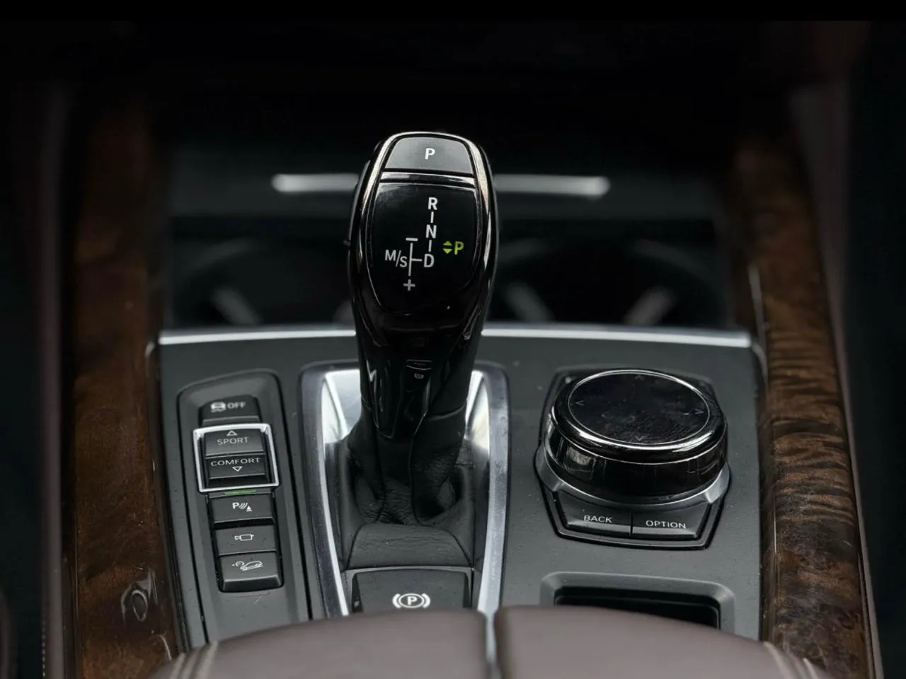 BMW X5 photo 11