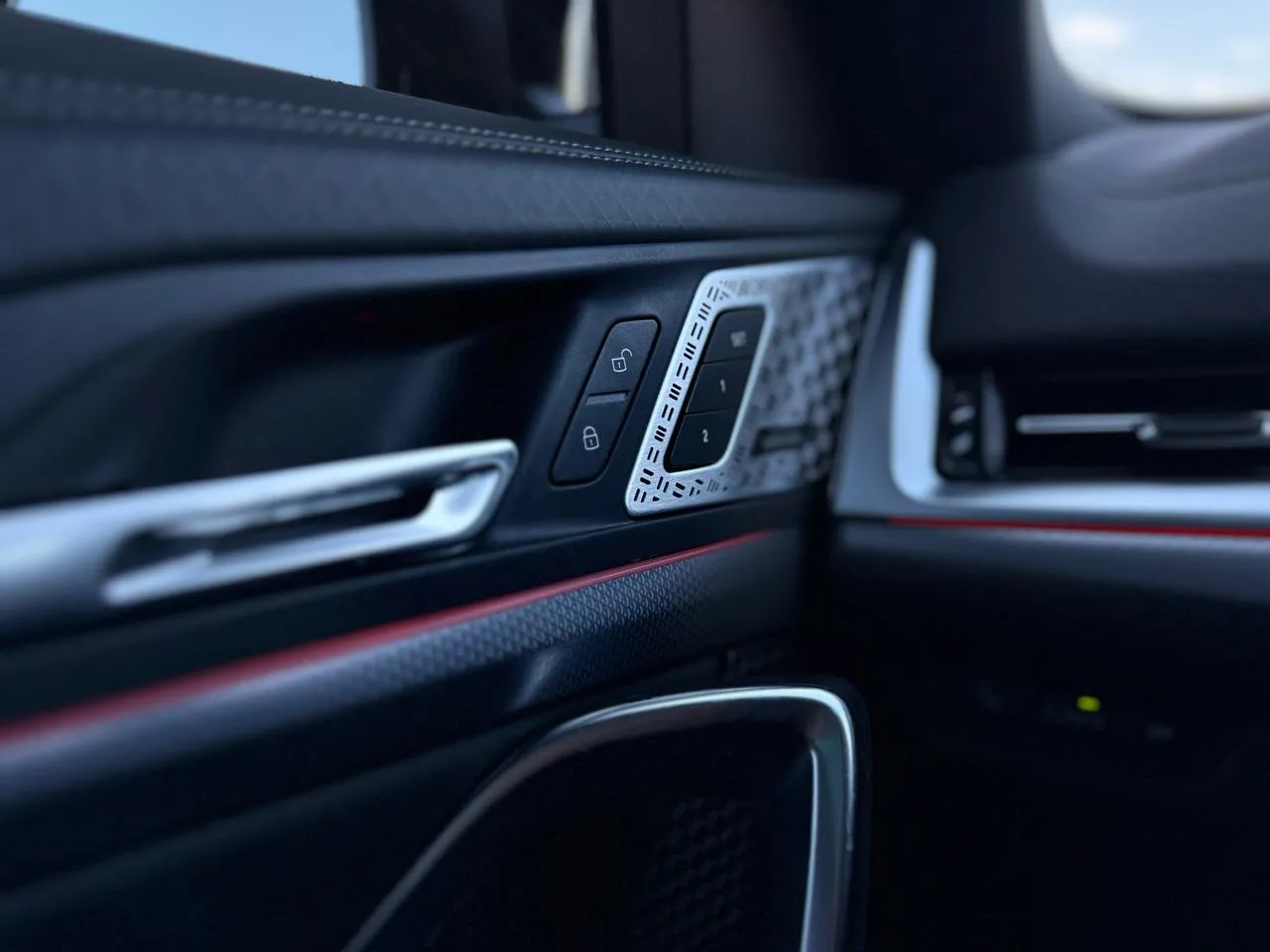 BMW X2 photo 24