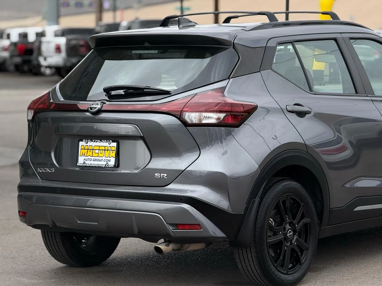 Nissan Kicks photo 8